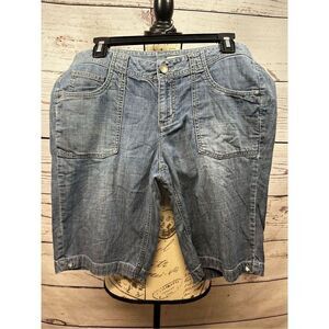 DKNY‎ size 10 Bermuda Jean shorts - 3187